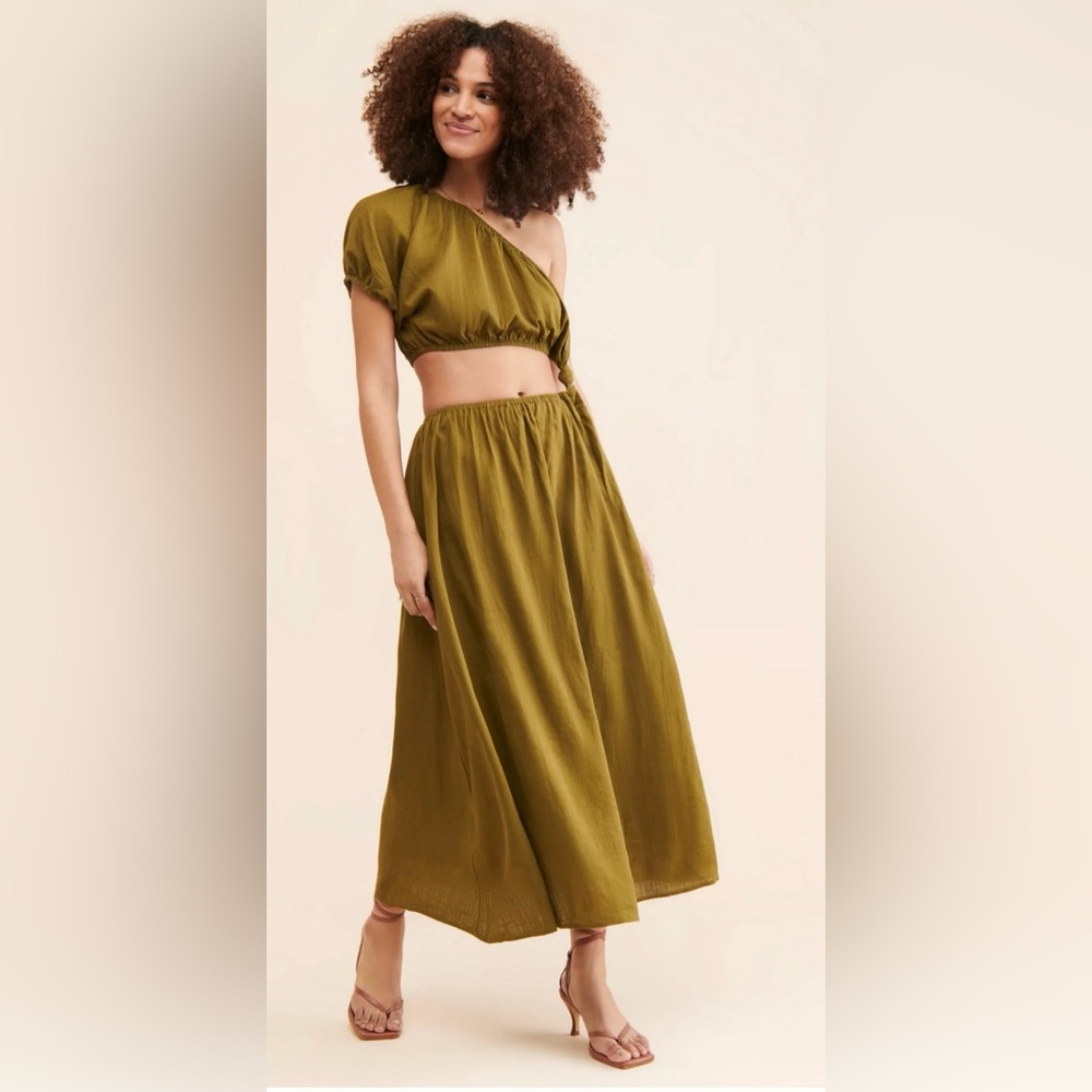 Moon River Olive Green One Shoulder Dolmen Sleeve Cut-Out Midi Dress